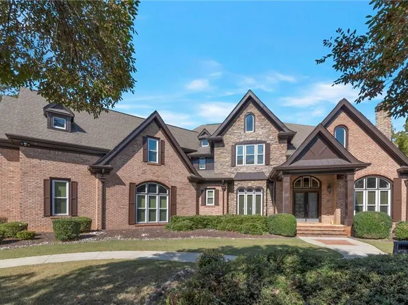 1005 Highgrove Dr, Monroe, GA 30655