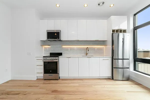 Rented by Dalan Rentals | media 5