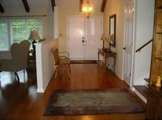 142 Spice Hollow Rd, Johnson City, TN 37604