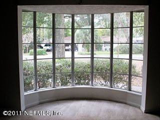 4th image of 2761 Cedarcrest Dr