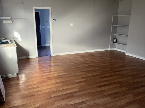 200 W Ball Rd, Anaheim, CA 92805