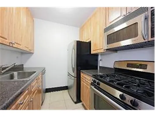 Rented by Douglas Elliman | media 13
