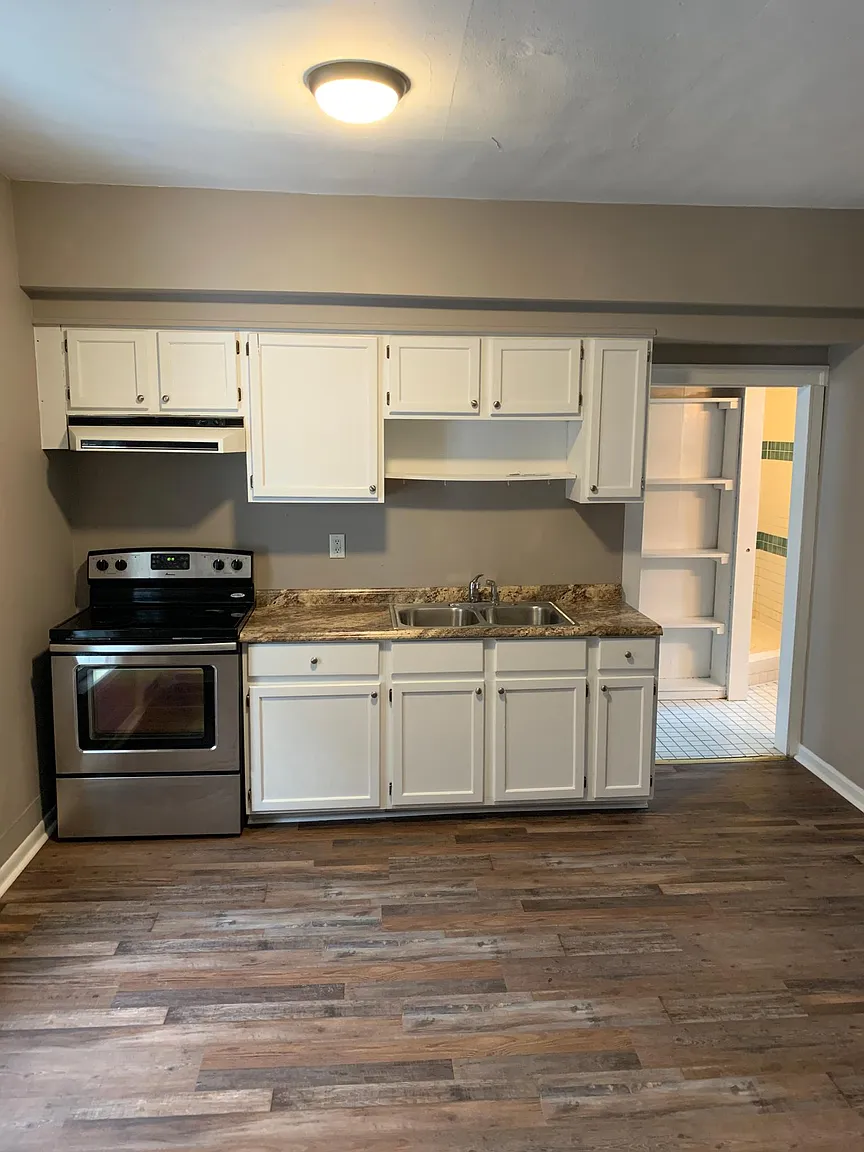 832 Davis St #1 photo 1