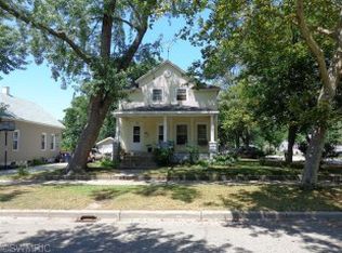 345 W 21st St, Holland, MI 49423