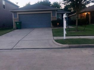 943 Staffordale Manor Ln, Houston, TX 77047