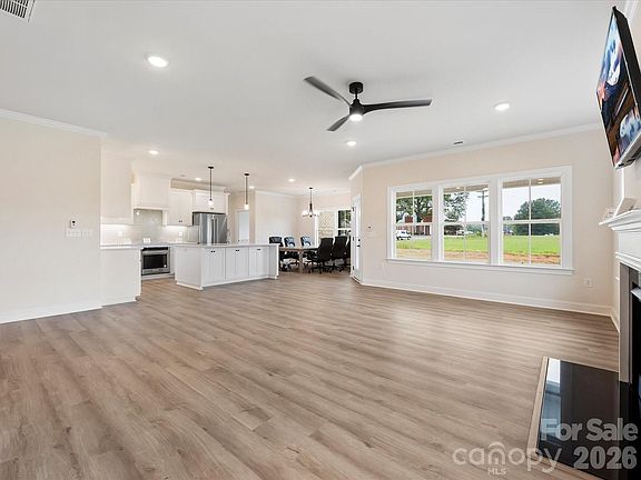 5th image of 1296 Archer Loop Dr