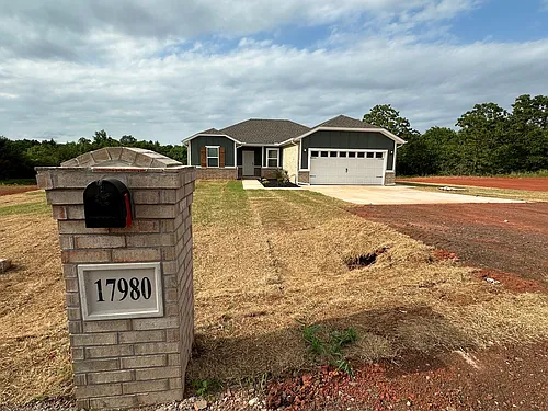 17980 Lantana Loop Photo 1
