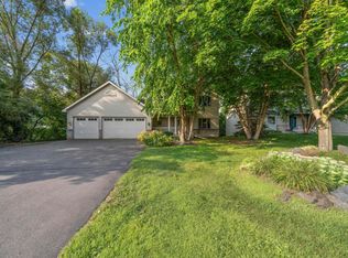 6189 Upper Afton Rd, Woodbury, MN 55125