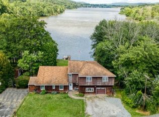 7 Capstan Rd, West Milford, NJ 07480