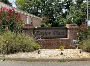 108 Anderson Rd #11, Troy, AL 36079