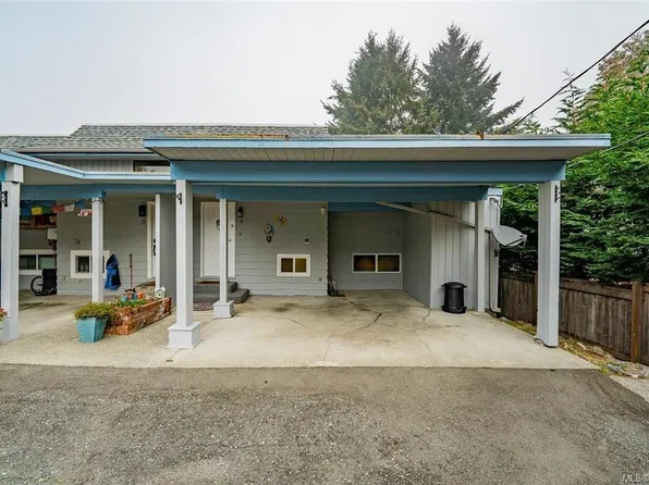 1225 Centre Rd #4, Nanaimo, BC V9K 2G8