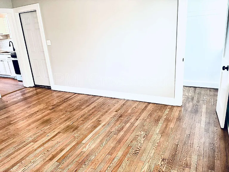 9709 Loretta Ave #6 — Photo 17