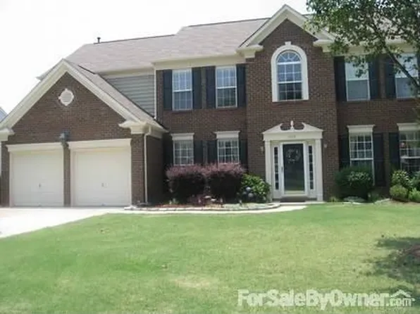 3538 Manor House Dr, Charlotte, NC 28270