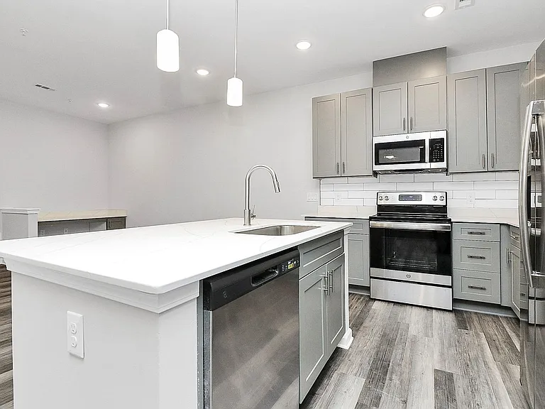 520 Tom Hunter Rd — Photo 53