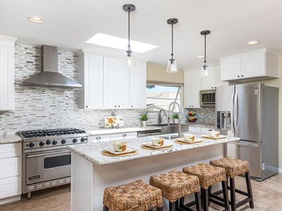 3044 Meadow Grove Dr, San Diego, CA, 92110