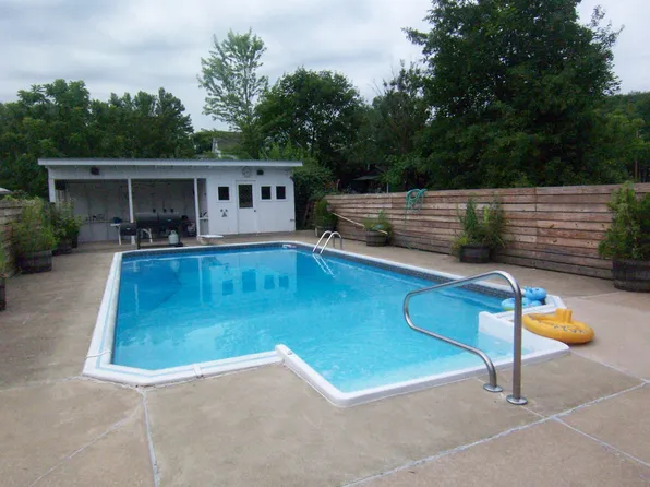 115 W Highland St, Jersey Shore, PA 17740