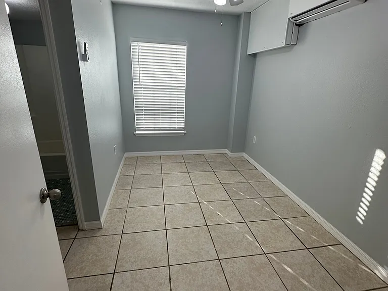 4596 W Irlo Bronson Memorial Hwy #110 — Photo 5
