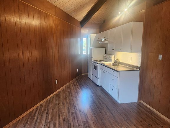 4th image of 300 E Cotati Ave #8