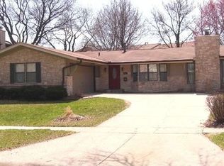 731 72nd St, Downers Grove, IL 60516