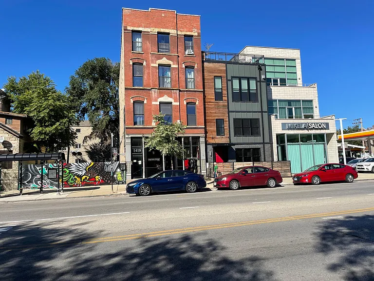 1418 W Division St #2 — Photo 7