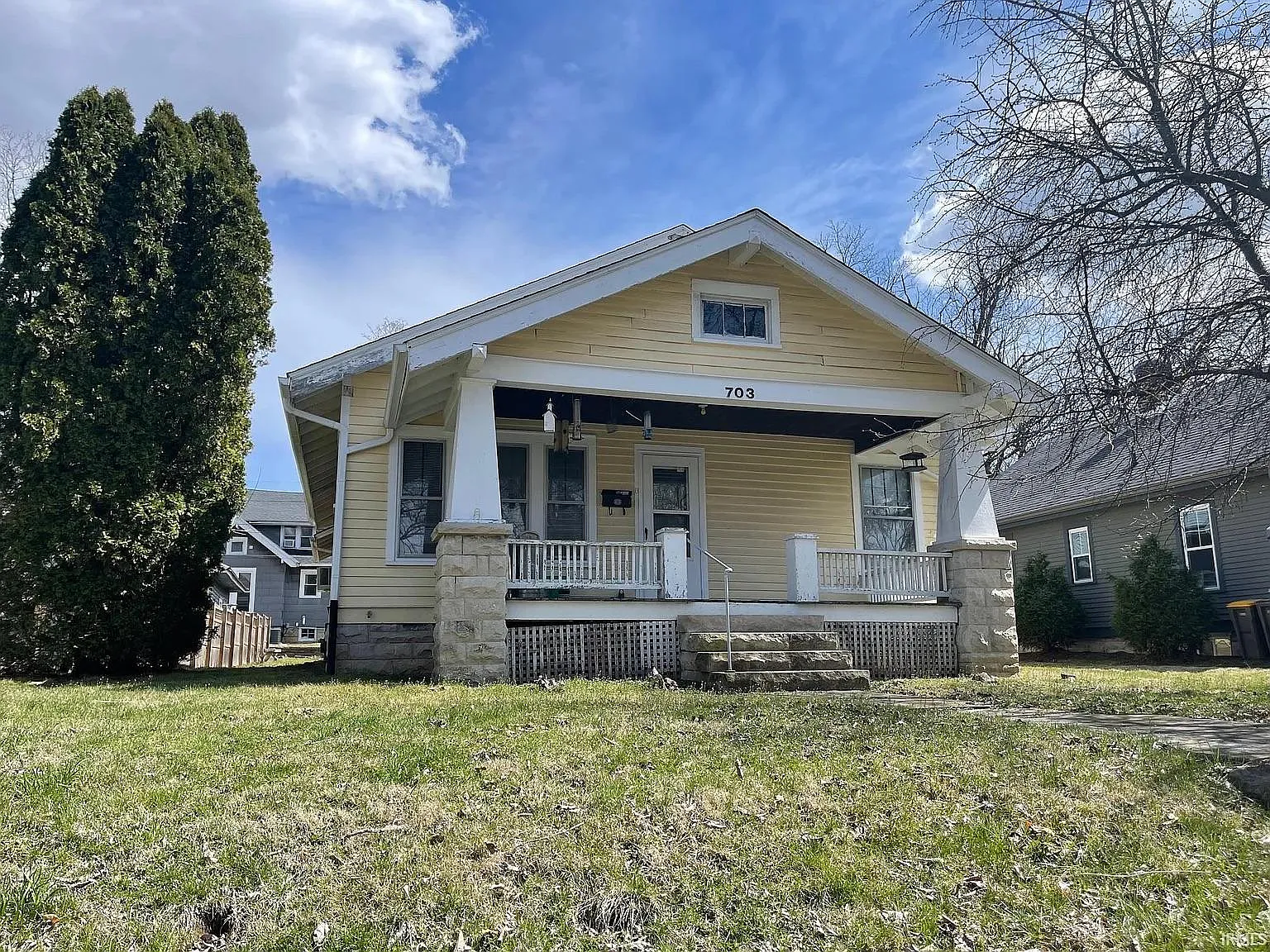 4 bed, 1316 sqft, $4,400 — Photo 1