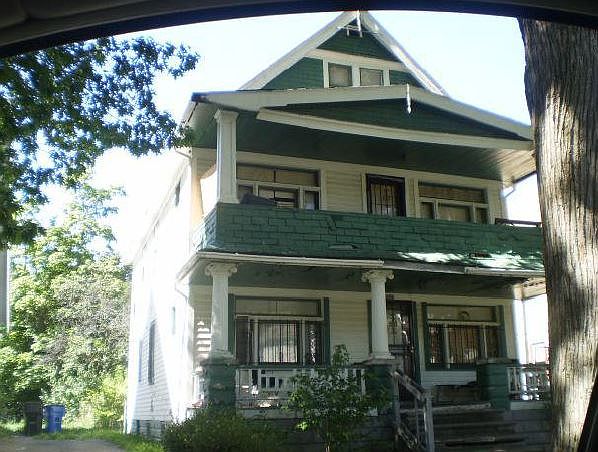 2nd image of 3686 E 108th St