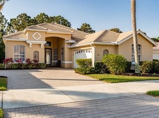 661 SW Lake Charles Cir, Port Saint Lucie, FL 34986