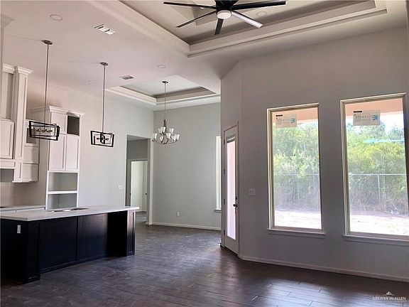 4th image of 1705 Relaxation St