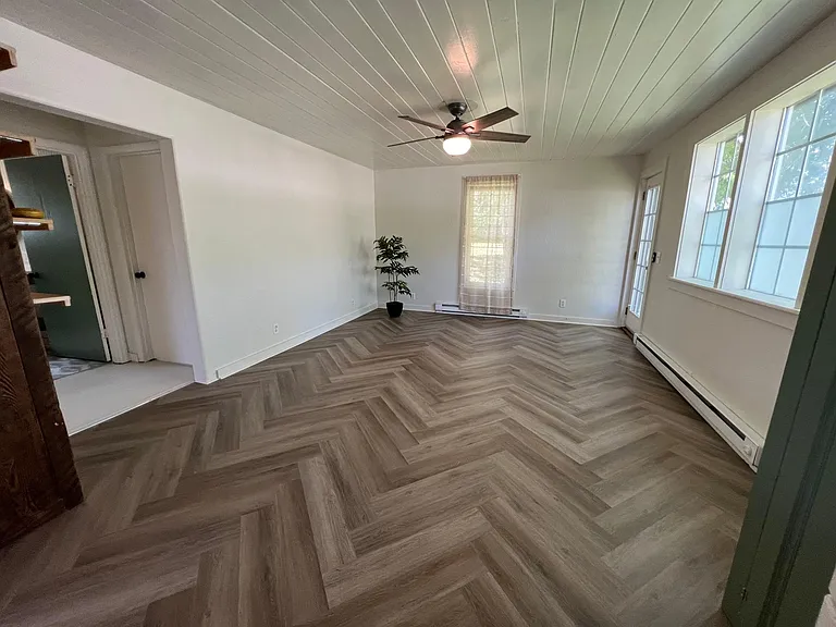195 Richland St — Photo 17