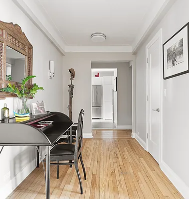 Rented by Compass | media 19