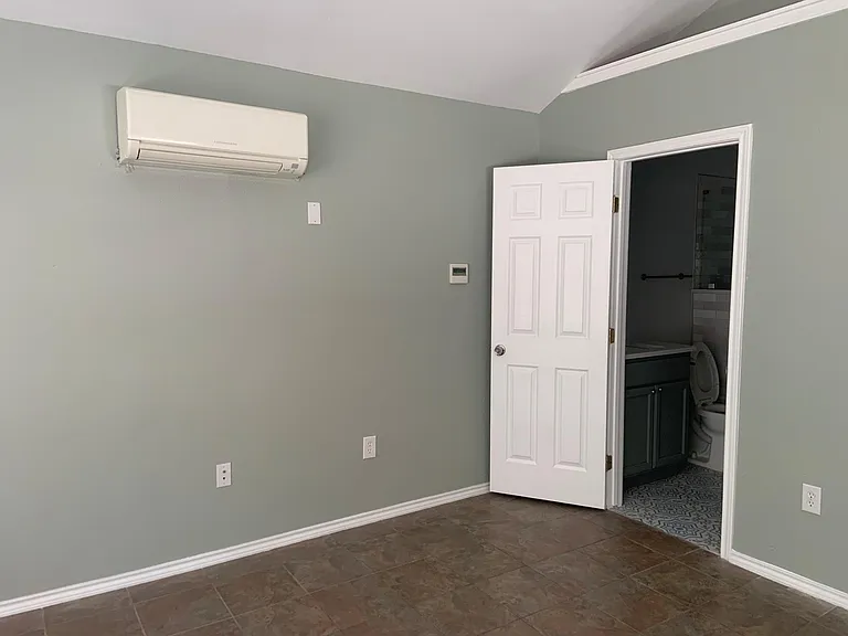 21230 Rio Sabinal — Photo 29