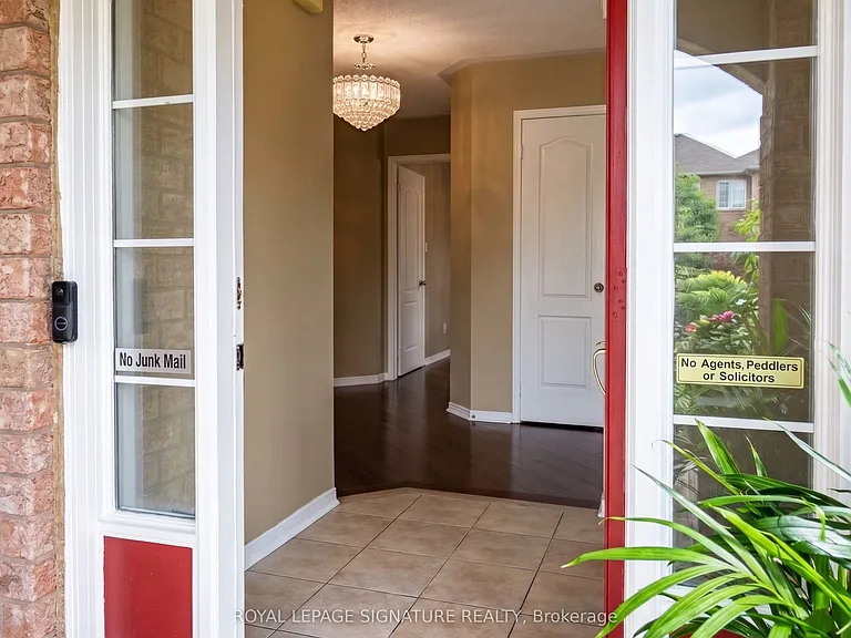 27 Roadmaster Ln #MAIN — Photo 3
