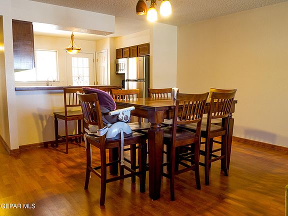 3rd image of 2205 King James Pl