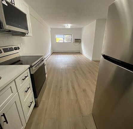 3 Bed Living Room/Kitchen