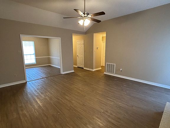 5th image of 12 Tripp St