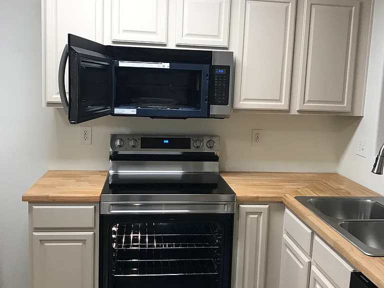 13831 W Fargo Dr — Photo 3