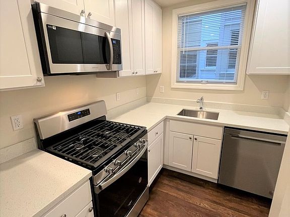 4th image of 773-777 Dolores St #773A