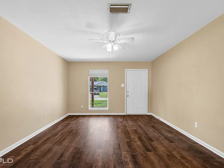 1520 Lampkin St — Photo 11