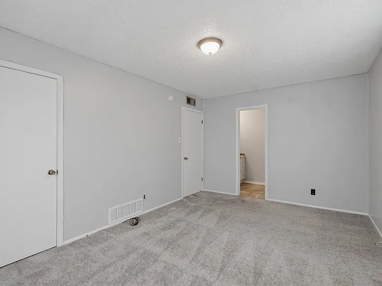 4401 S County Road 1131 — Photo 13