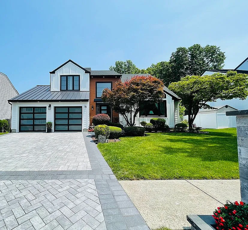 35 Jennifer Dr photo 1