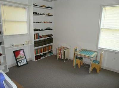 1st image of 1007 Barlow Dr