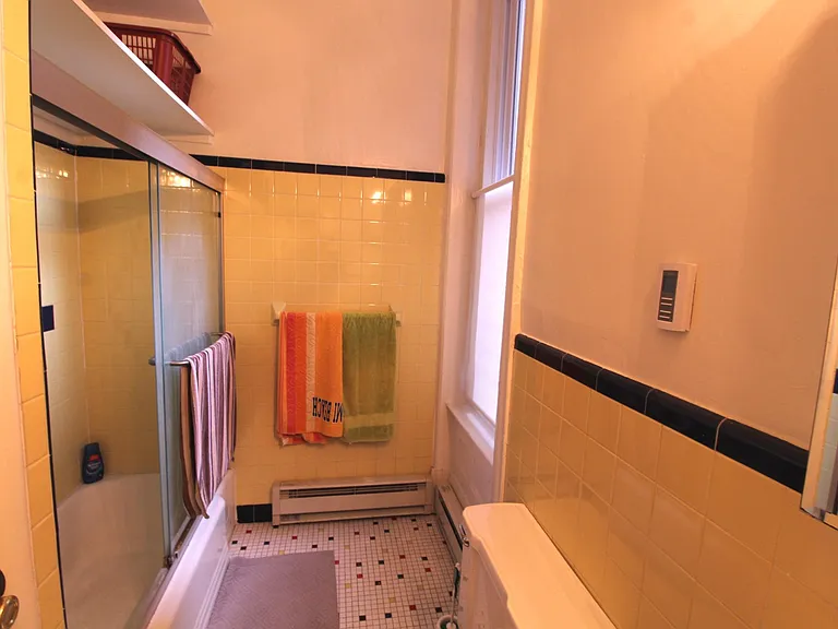 1115 Spruce St #1A — Photo 6