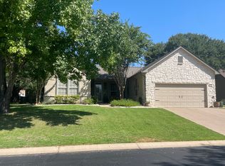 116 Blacksmiths Dr, Georgetown, TX 78633