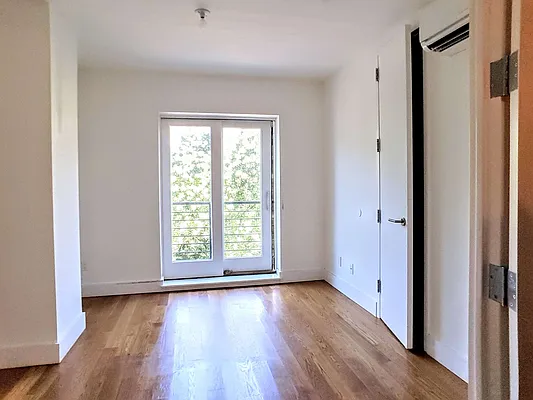 Rented by Brickwood BWR LLC | media 29