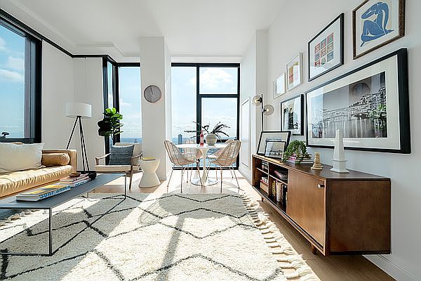 1st image of 626 1st Ave APT W35b