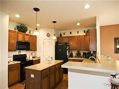 3rd image of 9442 Whisper Bend Dr