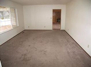 7548 Crawford Rd, Oakdale, CA 95361