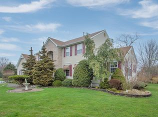 51 Manfre Ct, Freehold, NJ 07728
