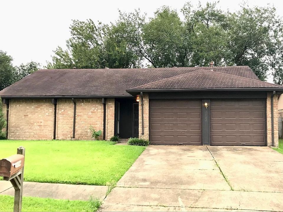 1st image of 2022 Summer Place Dr