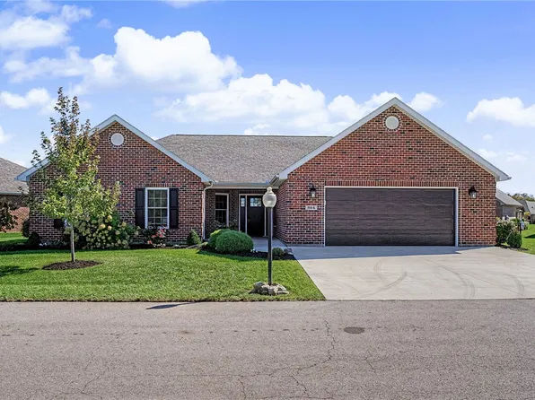 864 W Bentley Cir, Troy, OH 45373